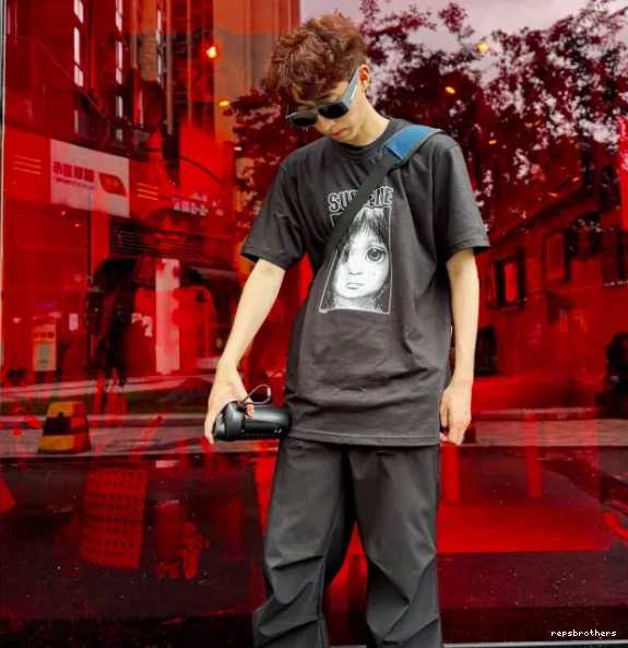Keane Big L White 24SS XL S and Manga M Margaret Tears Black Tee Teardrop 1019